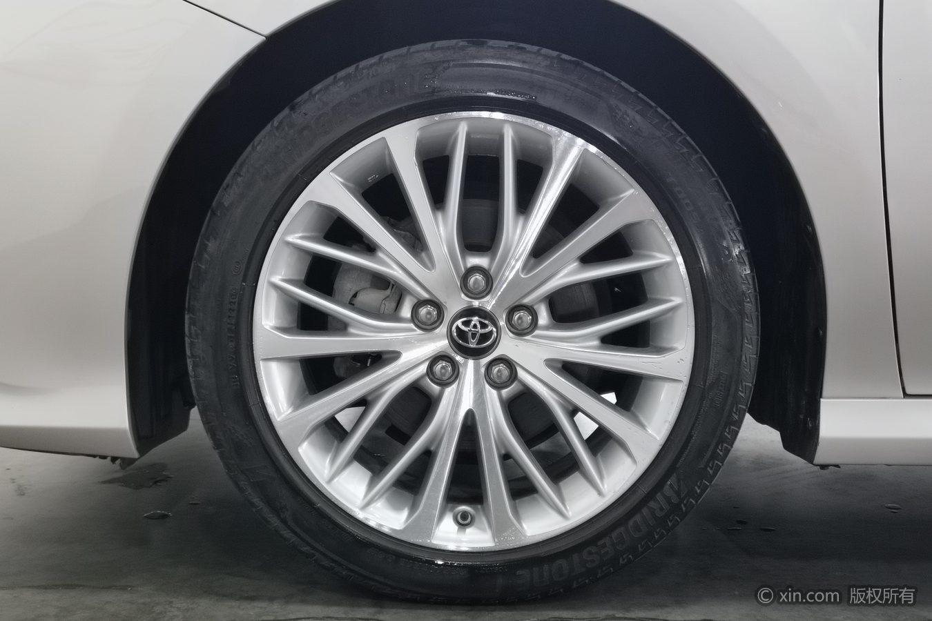 Toyota Camry 2019 2.5G Luxury