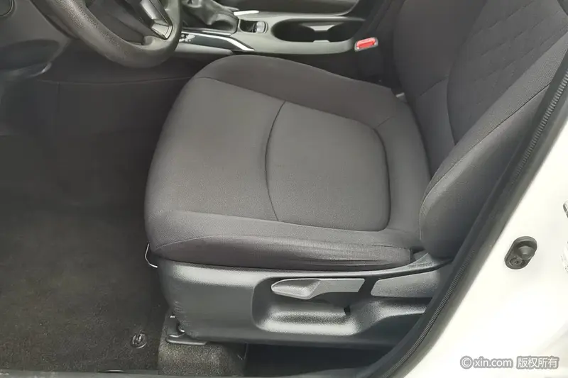 Toyota Corolla 2.0 L Elite — фото 13