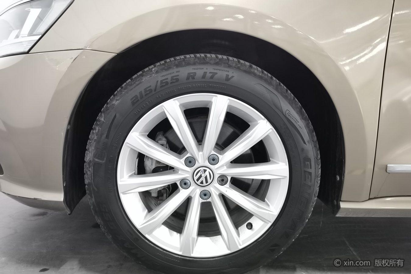 Volkswagen Passat 2017 330TSI DSG