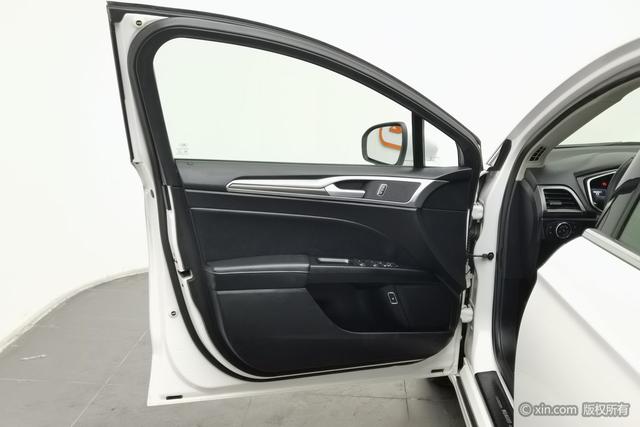 Ford Mondeo PHEV 2020 Белый из Китая, фото 3