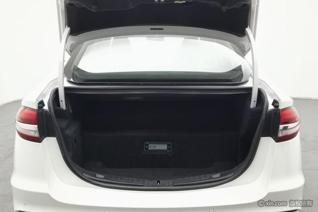 Ford Mondeo PHEV id 3775615 из Китая 13