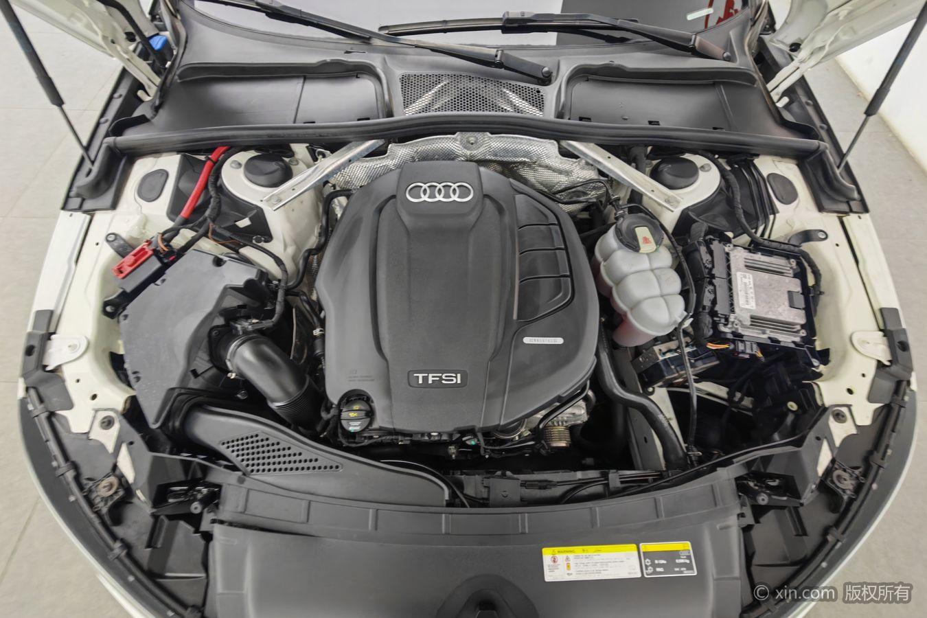 Audi A4L 2019 40 TFSI Fashion V