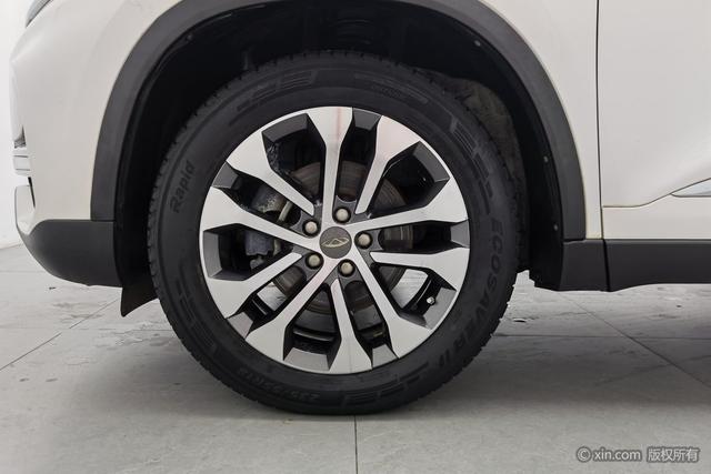 Chery Tiggo 8 2018 1.5 TCI ATPremium 7 — фото 8