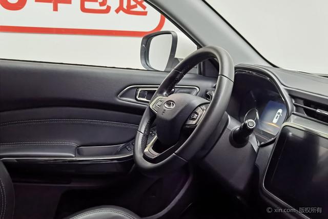 Chery Tiggo 8 2018 1.5 TCI ATPremium 7 — фото 11