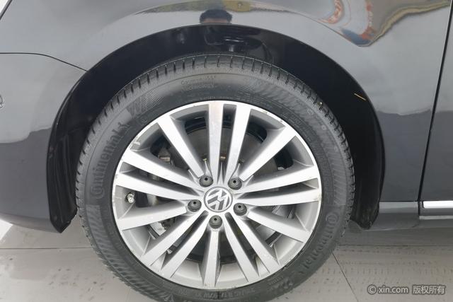 Volkswagen Magotan 2015 2.0 TSI Flagship — фото 8