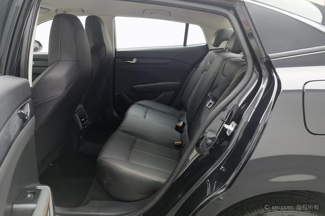 Dongfeng Yixuan 2025 1.5 L ATLuxury — фото 19