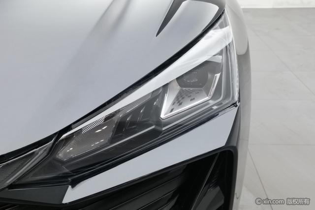 Dongfeng Yixuan 2025 1.5 L ATLuxury — фото 7