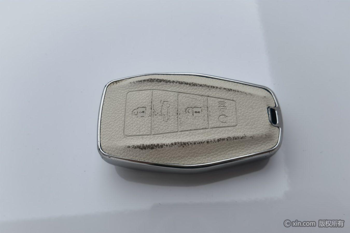 Geely Emgrand 2022 4 1.5L CVT Luxury