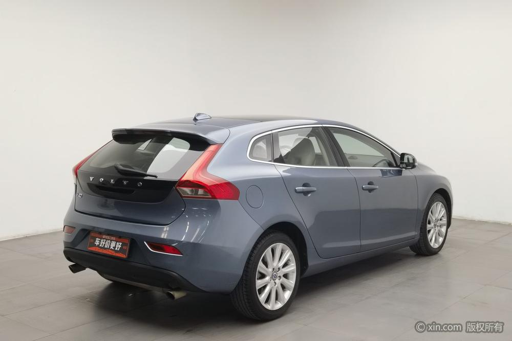 Volvo V40, фото 4