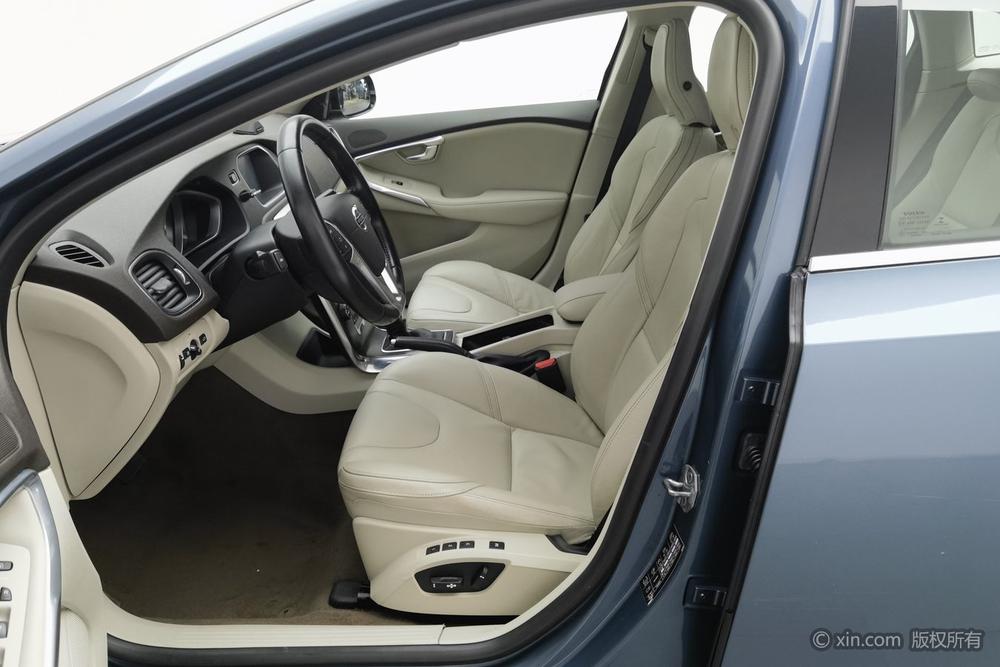 Volvo V40, фото 18