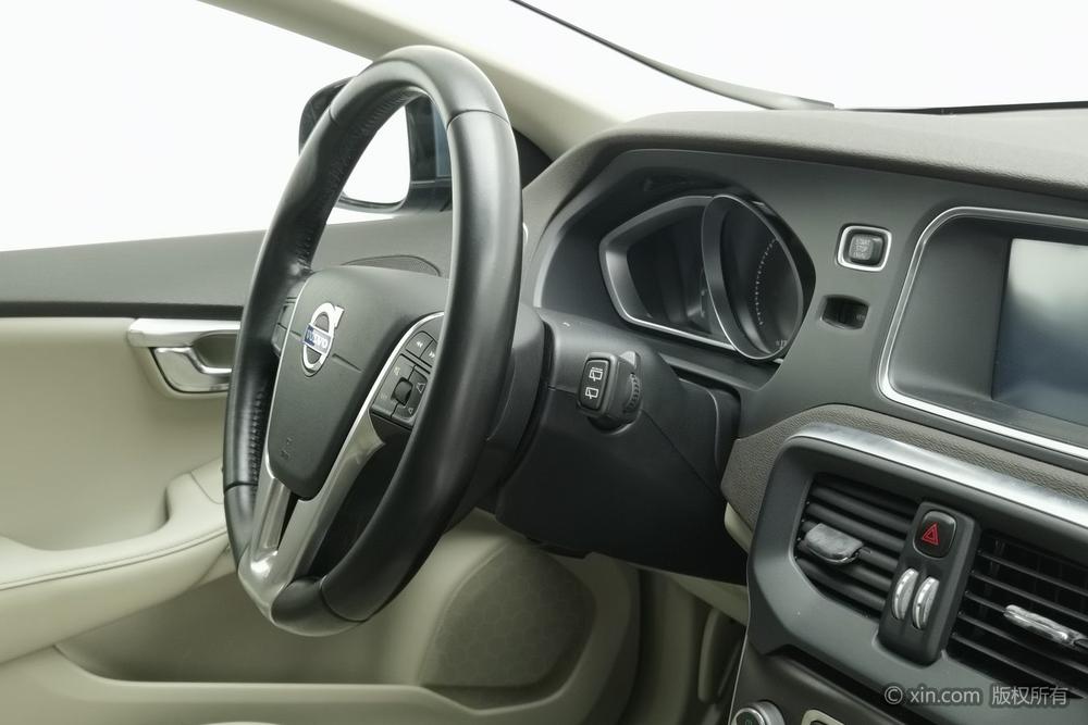 Volvo V40, фото 9