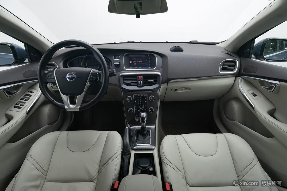 Volvo V40, фото 14