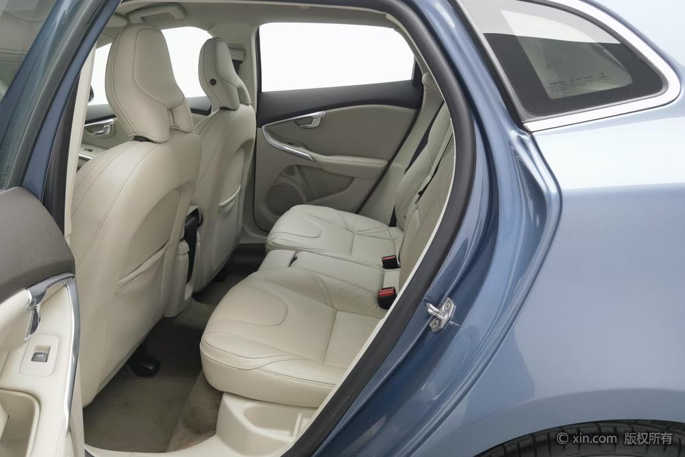 Volvo V40, фото 20