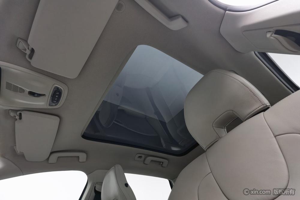 Volvo V40, фото 21