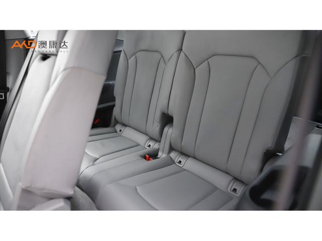 Audi Q7 2018 40 TFSI S line Sport — фото 9