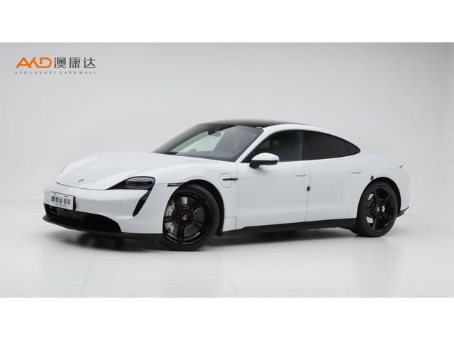 Porsche Taycan 2020 года выпуска