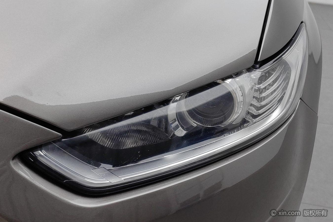 Ford Mondeo 2013 2.0L GTDi200 Fashion