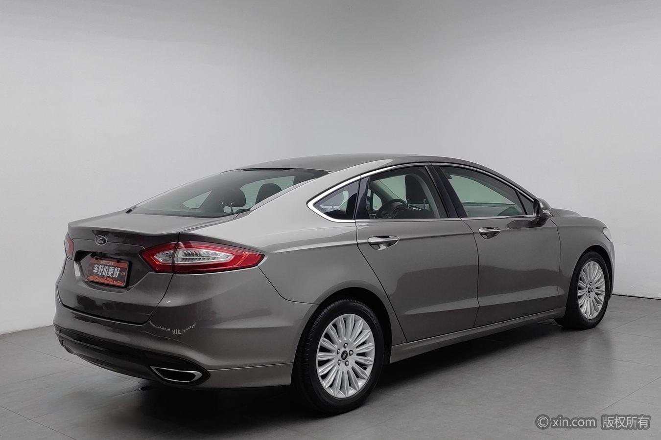 Ford Mondeo 2013 2.0L GTDi200 Fashion