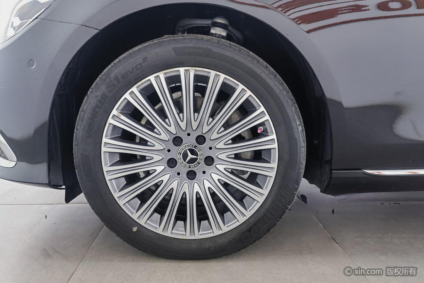 Mercedes-Benz E-Class E 2023 E 300 L Fashion