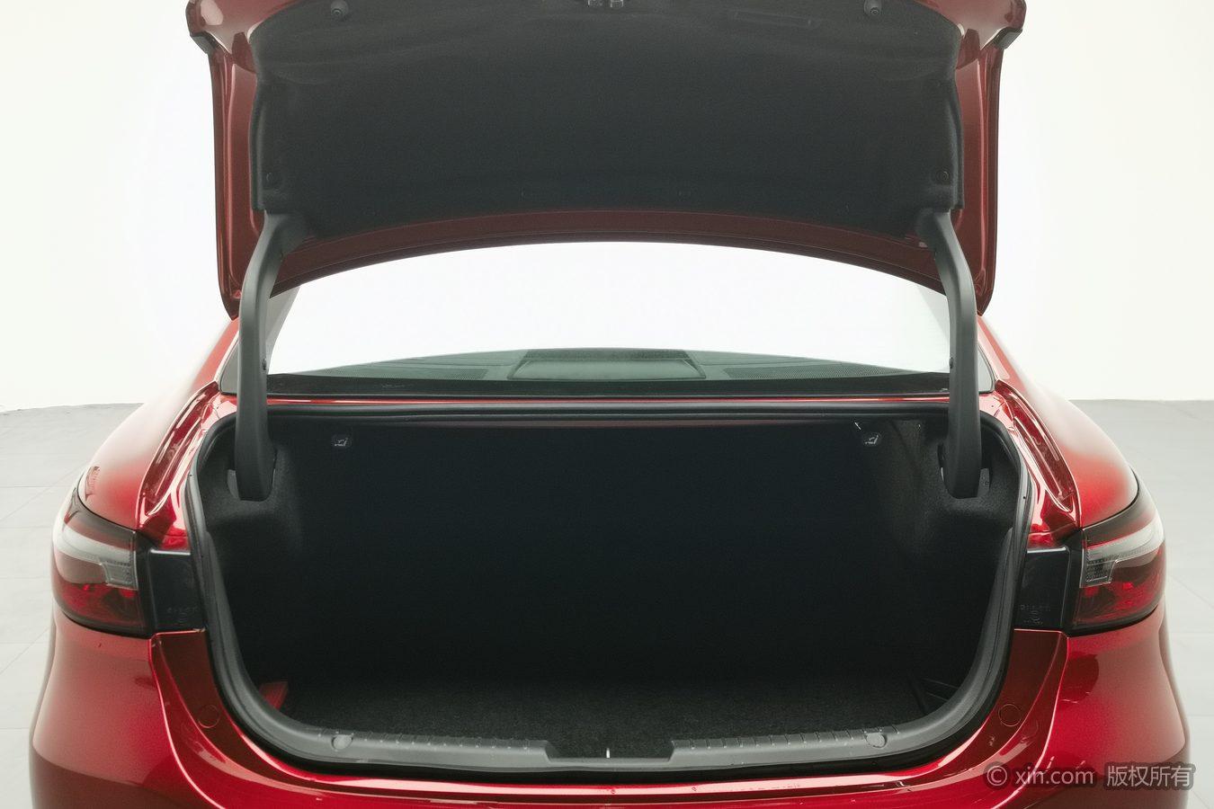Mazda Atez 2021 Красный из Китая, фото 4