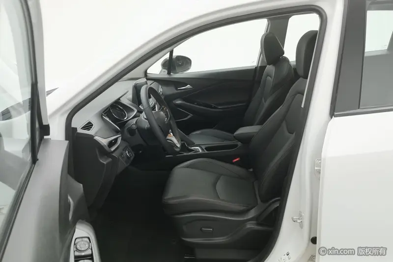 Chevrolet Orlando — фото 12