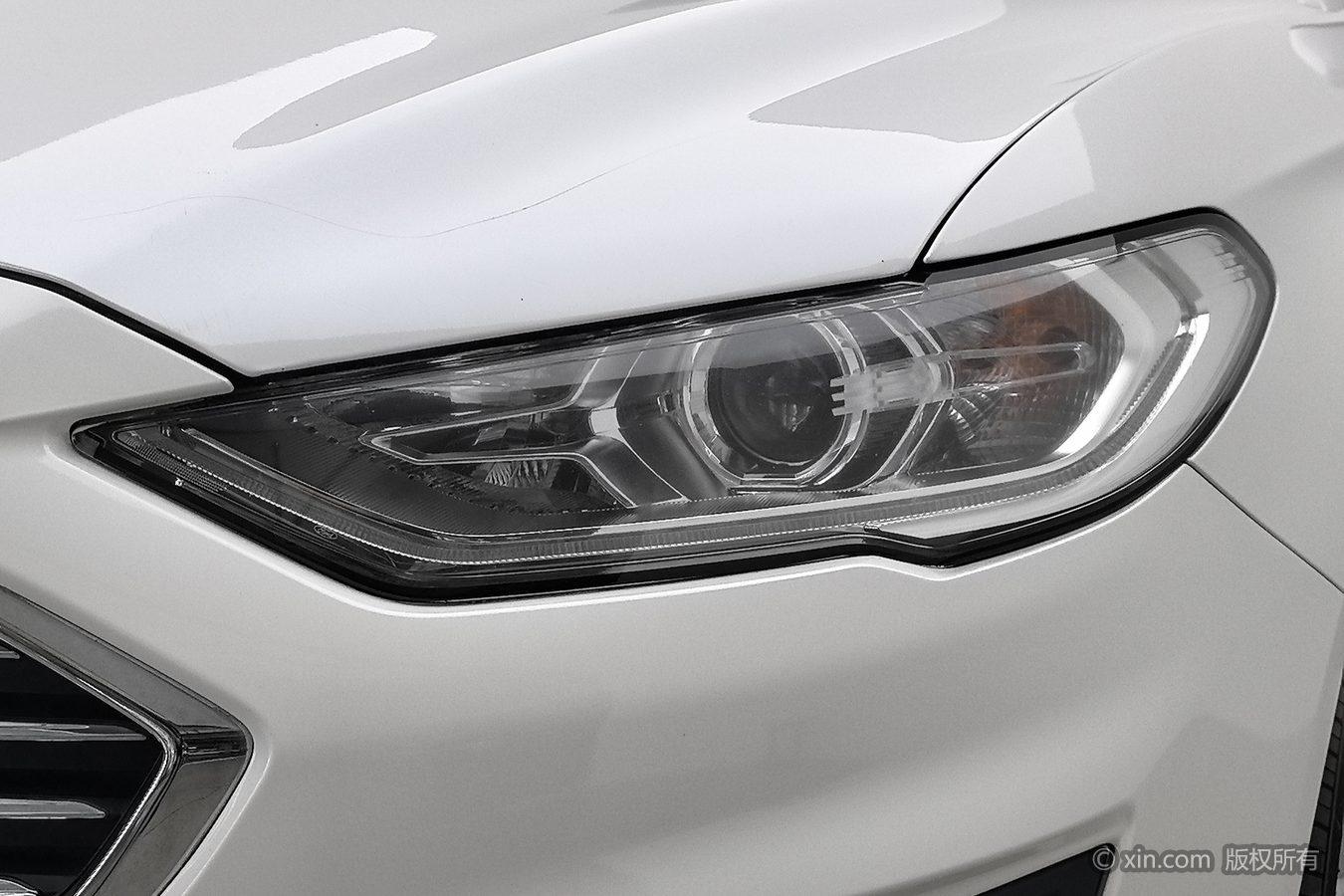 Ford Mondeo 2018 EcoBoost 200 Fashion V