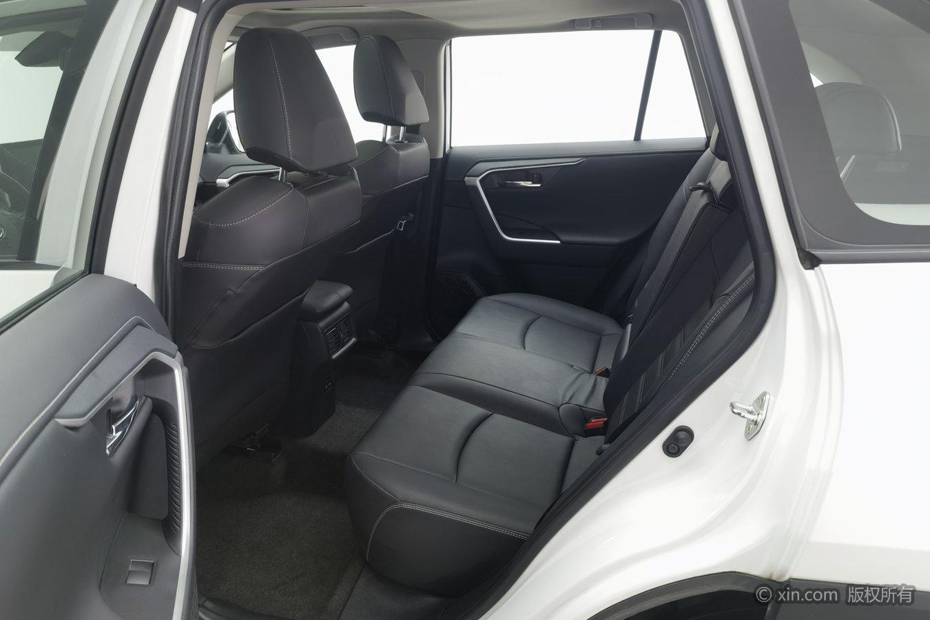 Toyota RAV4 Rongfang 2022 Белый из Китая, фото 6