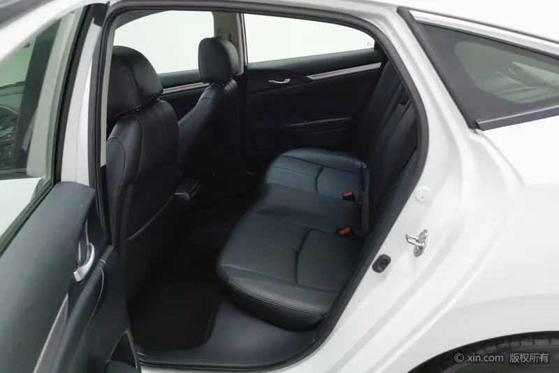Honda Civic — фото 14