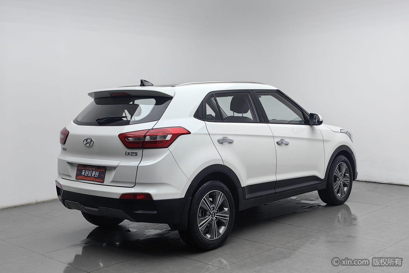 Hyundai ix25 2015 1.6L AT Luxury DLX