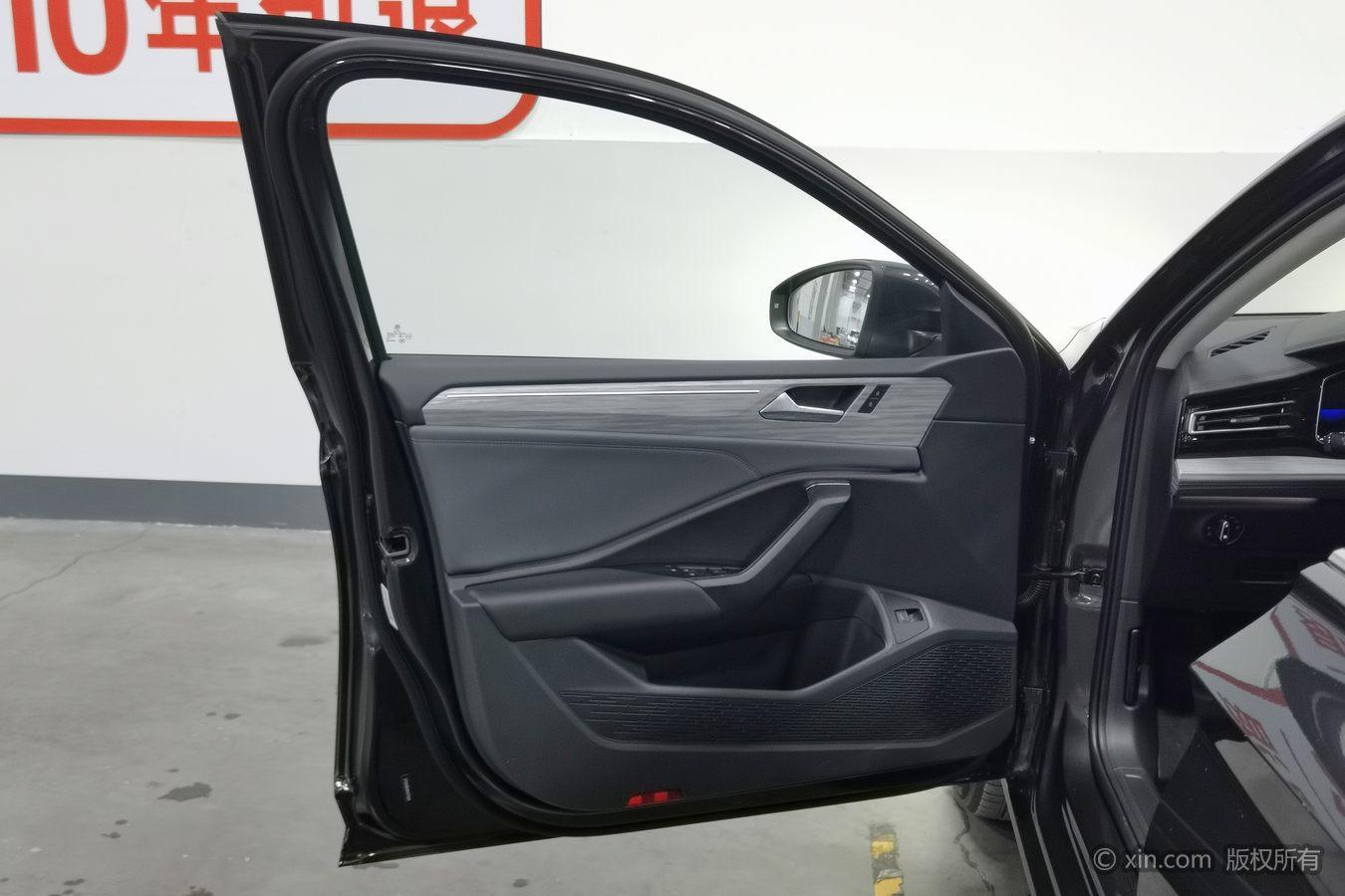 Volkswagen Sagitar 2024 Черный из Китая