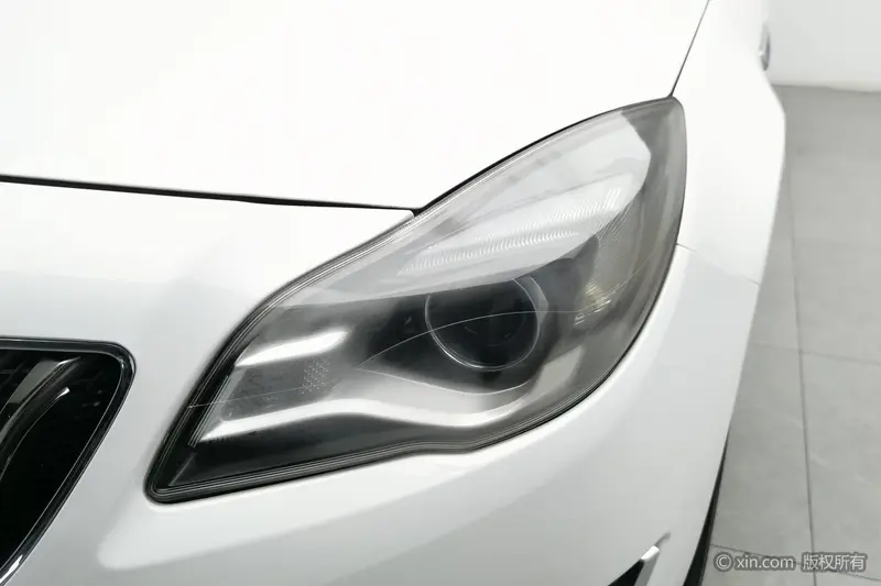 Buick Regal — фото 5