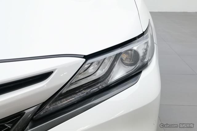 Toyota Camry 2022 2.0 S — фото 7
