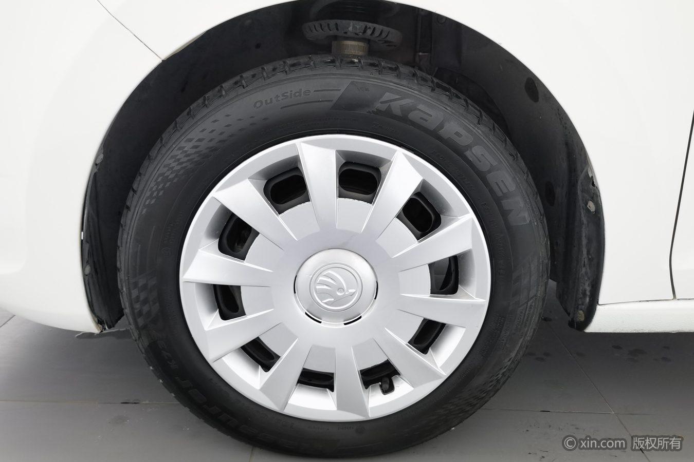 Skoda Rapid Spaceback 2016 1.6L AT