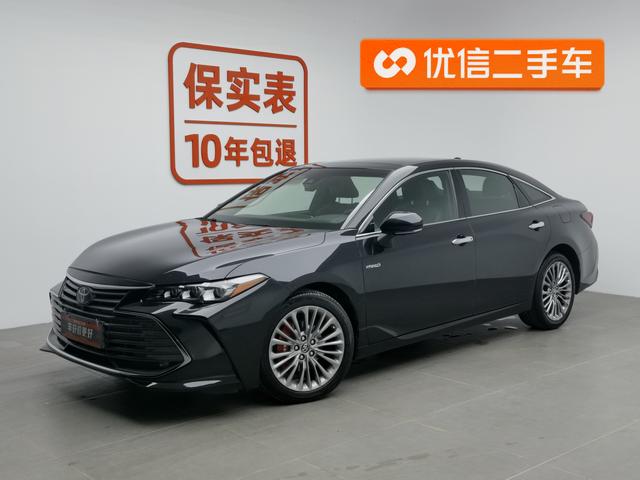 Toyota Avalon 2019 года выпуска