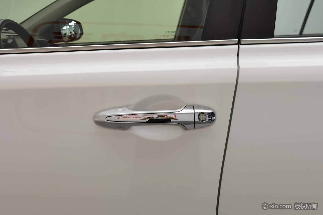 Toyota RAV4 2013 2.5L AT Luxury