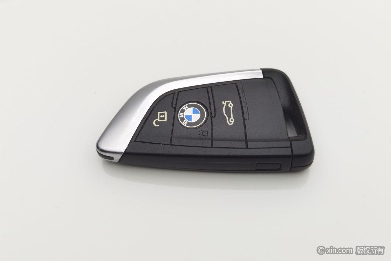 BMW X2 2018 sDrive25i Lead M V