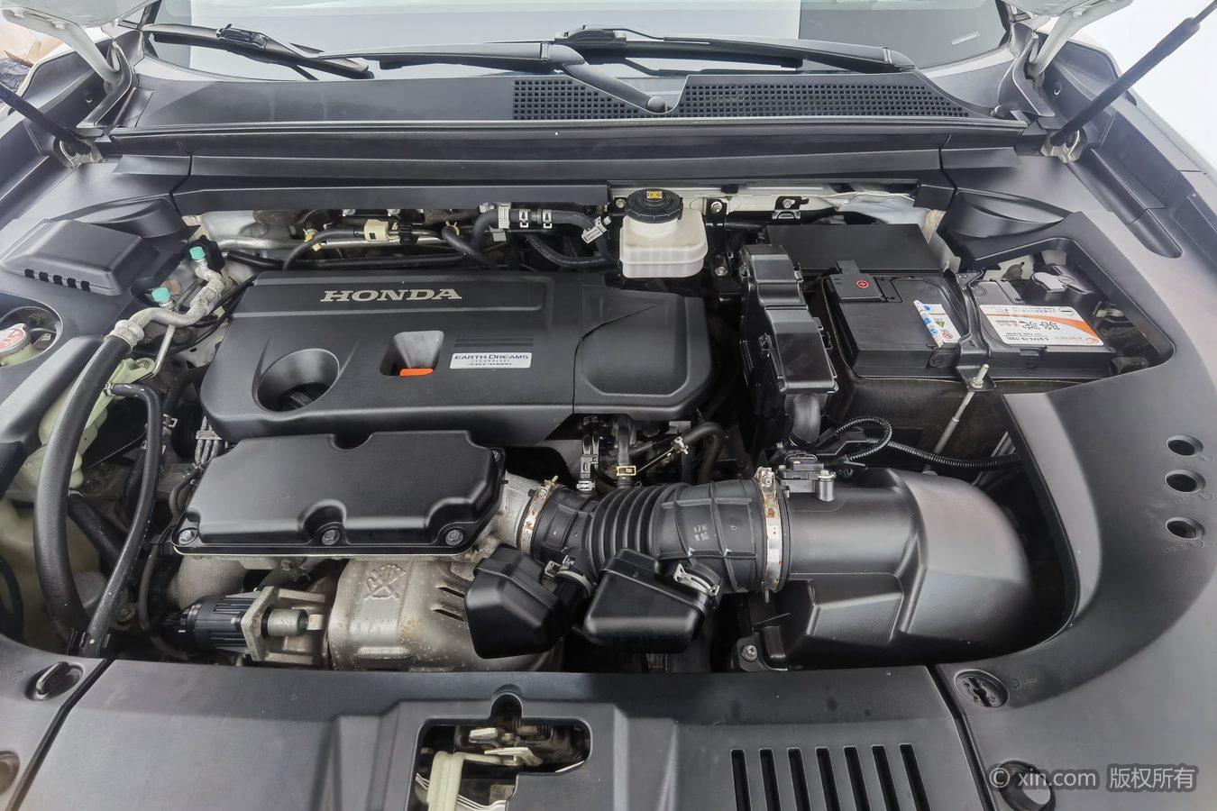 Honda UR-V 2017 370TURBO V