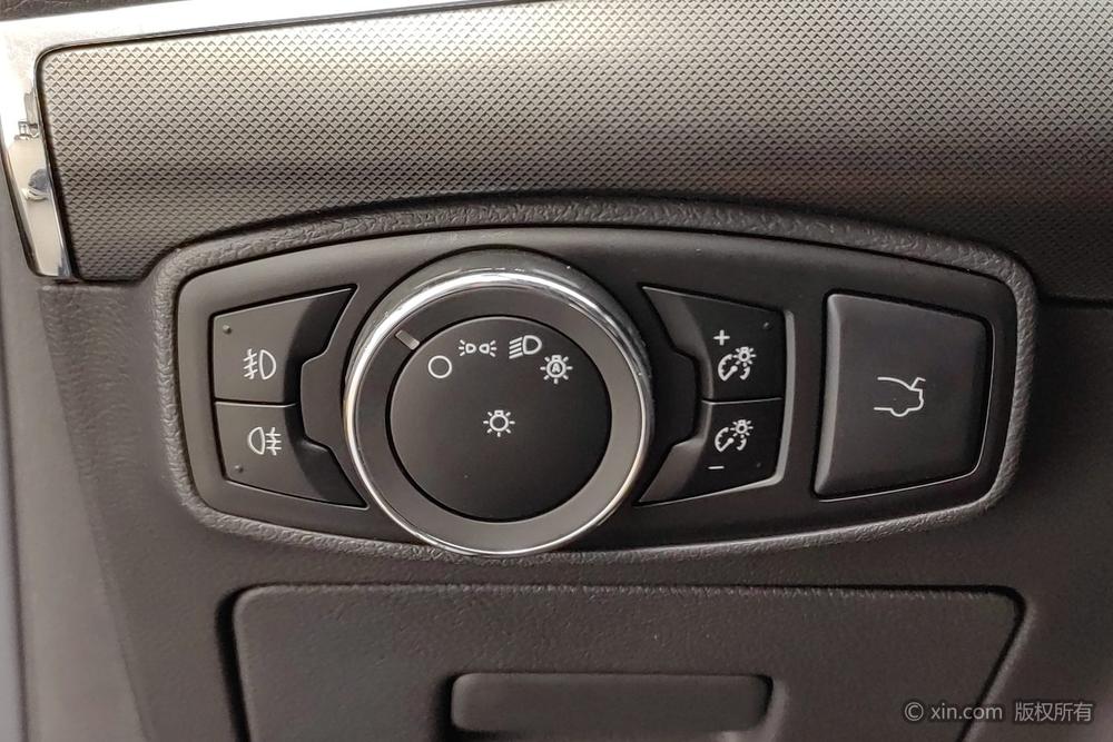 Ford Taurus, фото 15