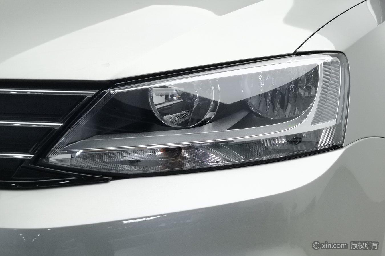Volkswagen Sagitar 2015 230TSI AT Comfort