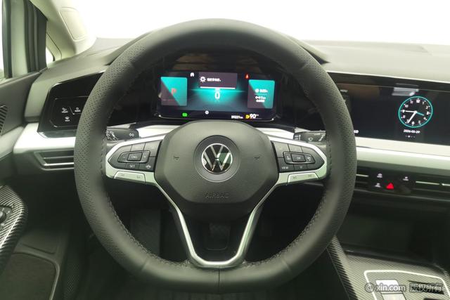 Volkswagen Golf 2021 280 TSI DSG Pro — фото 16