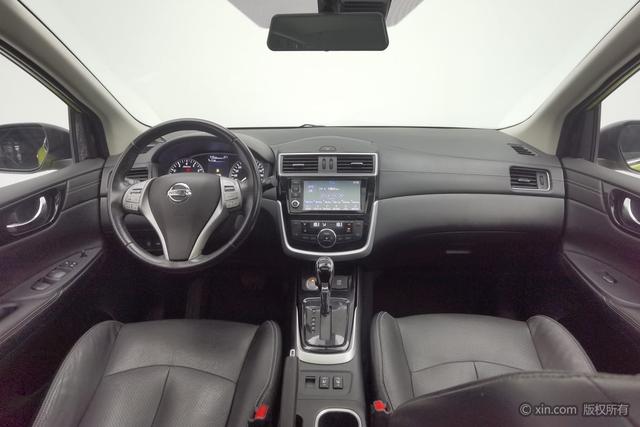 Nissan TIIDA 2016 1.6 L CVT — фото 13