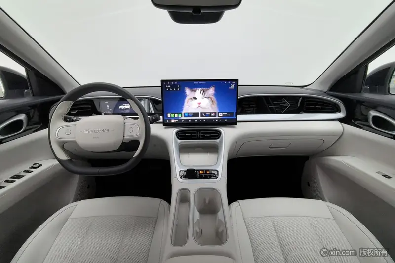 Geely Galaxy Starwish — фото 7