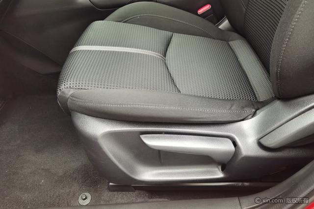 Mazda 3 2017 1.5 L ATLuxury V — фото 19