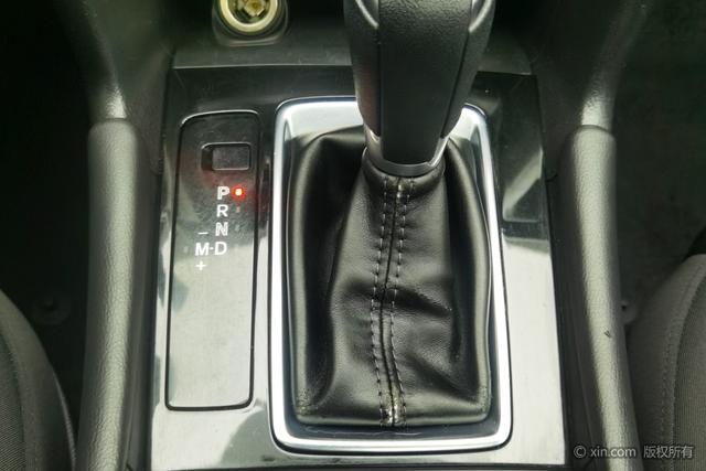 Mazda 3 2017 1.5 L ATLuxury V — фото 16