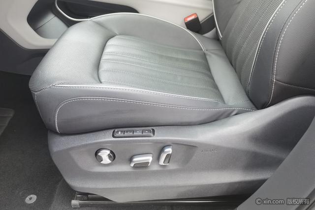 Volkswagen Teramont 2021 380 TSI 4 WD — фото 18