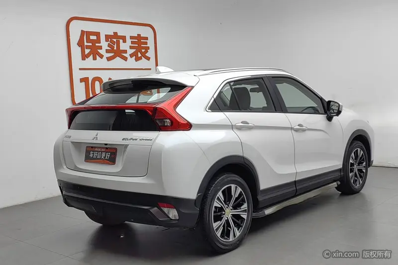 Mitsubishi Eclipse Cross — фото 4
