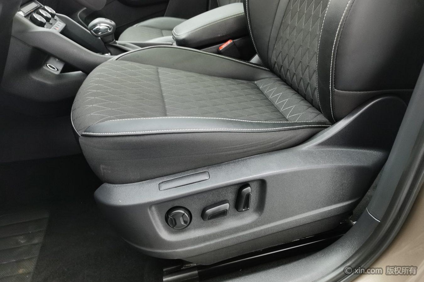 Skoda Krok 2020 Желтый из Китая, фото 4