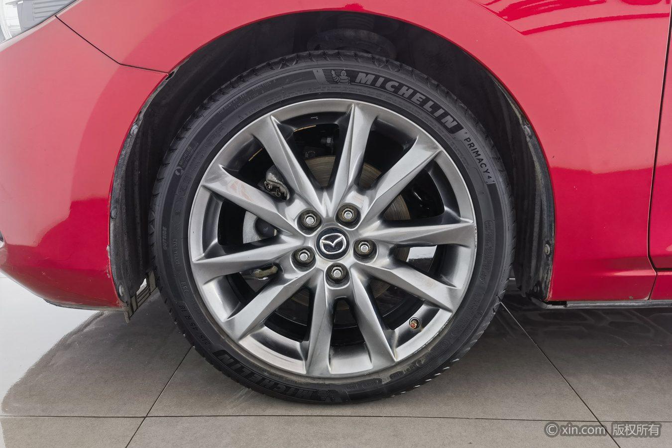 Mazda Mazda3 3 2017 2.0L AT Luxury V