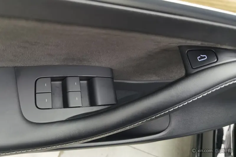 Tesla Model 3 — фото 16