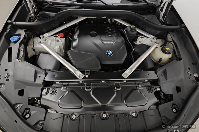BMW X5 2020 x Drive 30i M — фото 5